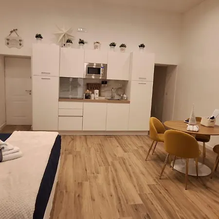 Apartament L'ami Chiaia *