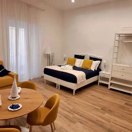 Apartament L'ami Chiaia Neapol