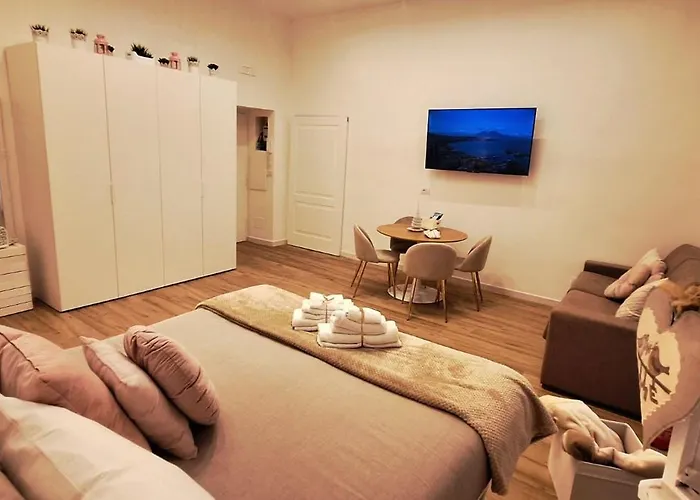 L'ami Chiaia Apartament Neapol