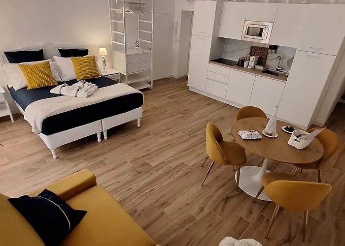 L'ami Chiaia Apartament