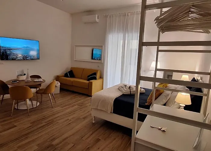 L'ami Chiaia Apartament Neapol